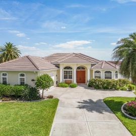 Villa Haze, Private Heated Pool & Spa, South Cape Coral, hotel in Cape Coral