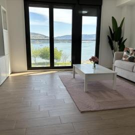El Mirador Ría de Vigo, apartamento frente al mar, céntrico, hotelli kohteessa Moaña
