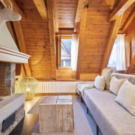 Luderna - Casa Eth Farrow I