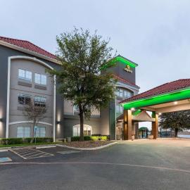 La Quinta by Wyndham New Braunfels โรงแรมในนิวบราวน์เฟลส์