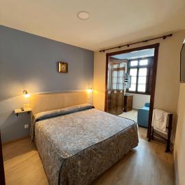 La Casa de Piedra D, Hotel in Llanes