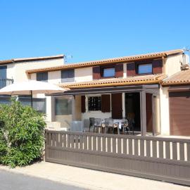 Belle villa de vacances climatisée, residence TAMARIS avec accès payant pour piscines-animations, wifi, 2 chambres, 4 à 6 couchages PORTIRAGNES PLAGE LRTAMH7