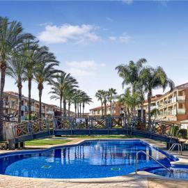 Viesnīca Apartamento con piscina, terraza y parking gratis "Ideal familias" Cambrils pilsētā Kambrilsa