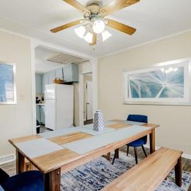 Adorable on Taylor-15 mins to Downtown--- Front Unit