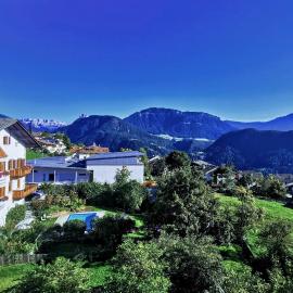 Garni Tschutscherhof, hotel en Laion