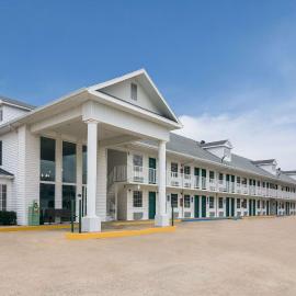 Econo Lodge Branson Theater District，布蘭森的飯店