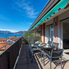 Appartamento Il Golfo: Lake View in Laveno-Mombello - Happy Rentals, hotel in Laveno-Mombello