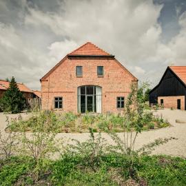 Ferienhof Middenmank, hotel u gradu Glaisin
