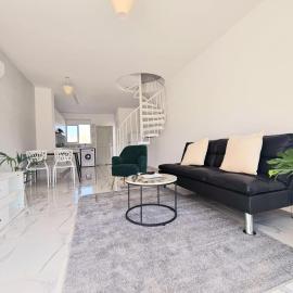 2BD Garden Apartment, hotel din Paphos