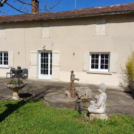 Gîte de la rivière, Hotel in Pineuilh