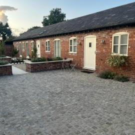 New Farm Cheshire B&B, hotel in Winsford