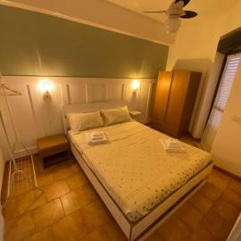 Loft Marinella l'aereoporto di Lamezia sul mare Kitesurf, hotel a SantʼEufemia Lamezia