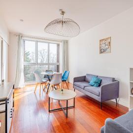 Beau T3-résidence calme-proche Paris/La Défense, hotel em Suresnes