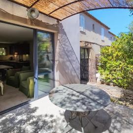 2 Bedroom Awesome Home In Saint-Laurent-De-La-Ca