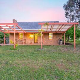 Blueberry Farm Cottage
