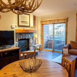 2BR Ski In Ski Out Keystone Condo Walk to Slopes, hotel i Dillon