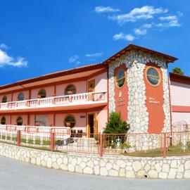 Petros Italos, hotel in Neos Marmaras