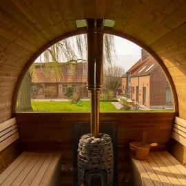 Vakantiewoning L'Eau Tendre in Ellezelles, met wellness en buitenzwembad met overkapping，位于Ellezelles的酒店