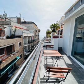 Rainbow Apartments BY BLAUSITGES – hotel w mieście Sitges
