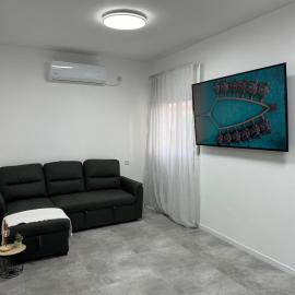 Квартира с новым ремонтом, hotel a Nahariyya