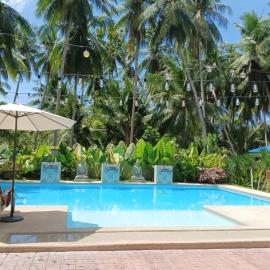 House Rental Banaba Tree, hotel em Samboan