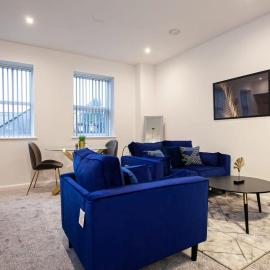 Lovely Open Plan 1 Bedroom Apartment in Bolton