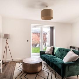 Viesnīca Modern 2 Bed Apartment in Waterloo Liverpool Liverpūlē