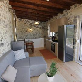 Malia Stone Residence - Secluded Cozy Retreat