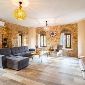 Mantineia Stone Villa-An Ethereal Getaway