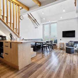 Kozlík, Kontryhel by Mountain ways: Abertamy şehrinde bir otel