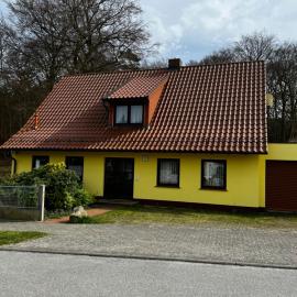 Haus zur Sonne Am Sportplatz 2、ユッケリッツのホテル