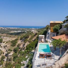 Villa Faragi Sophie
