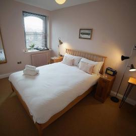 The Alma Taverns Boutique Suites Room 2 - Hopewell, hotel in Bristol