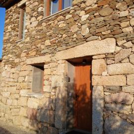 Alojamento Local Casa da Eira, hotell sihtkohas Murça