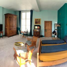 Le Grand Barrois, hotel in Crécy-la-Chapelle