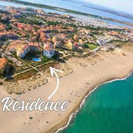Appartement vue mer et plage avec piscine
