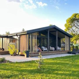 Holiday Houses LILLE`S with sauna, hotel a Alūksne