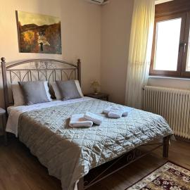 Kiwi Traditional House – hotel w mieście Litochoro