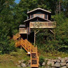 Chalets Alpins - 17 Chemin Alpin, hotel em Stoneham