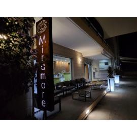 Hotel Miramare، فندق في بينيتو