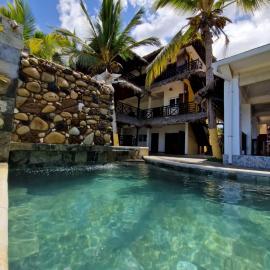 Ô Bleu Azur, khách sạn ở Antsatrakolo