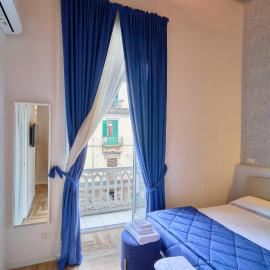 Toto e Peppino Luxury Rooms, хотел в Неапол