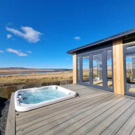 Torran Cottage - Views, Exclusivity & Tranquility, hotel a Halkirk