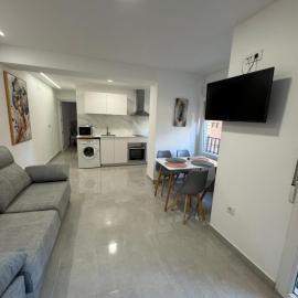 Apartamento África en centro moderno con balcón, hotel in Almansa