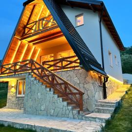 Rustic Luxury Villa Drina Drlače, hotel em Ljubovija