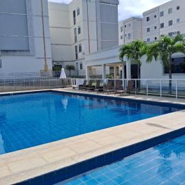 Apto Completo em Condominio com 2 Quartos, Próximo as Praias de Seixas e Cabo Branco, Hotel in João Pessoa