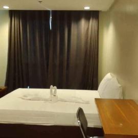 Spacious Studio Apartment B305