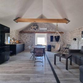 Vila Kyra، فندق في ريتنا