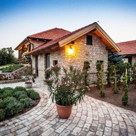 세글레드에 위치한 호텔 BÉNI family wine farm