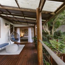 Hinterland Retreat on 30 acres - Sleeps 6